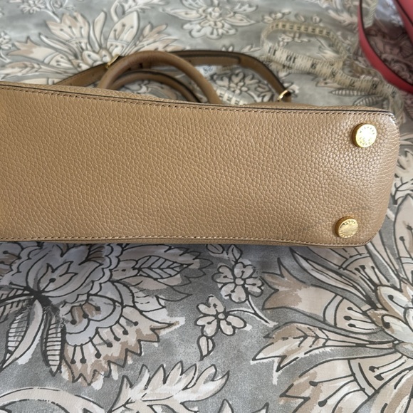 Women’s Michael Kor’s Bag - Picture 5 of 6